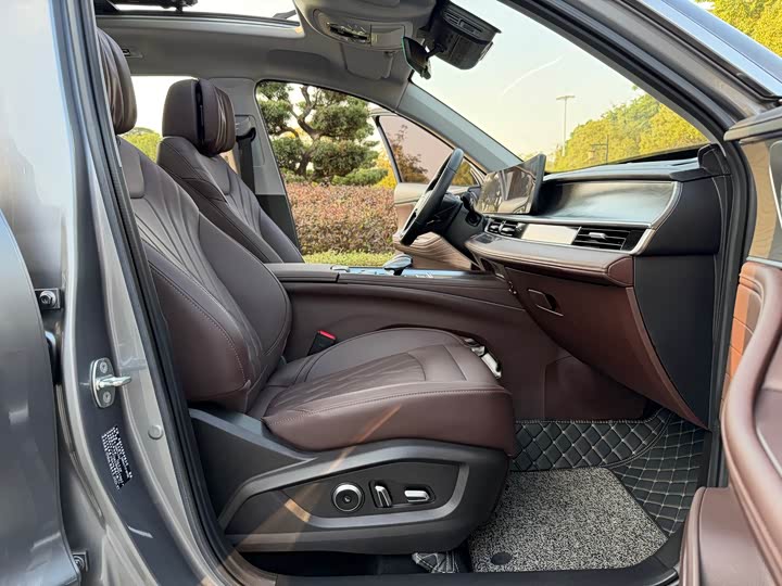 Фото 17 - Chery Tiggo 8 Pro