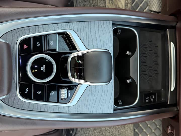 Фото 21 - Chery Tiggo 8 Pro