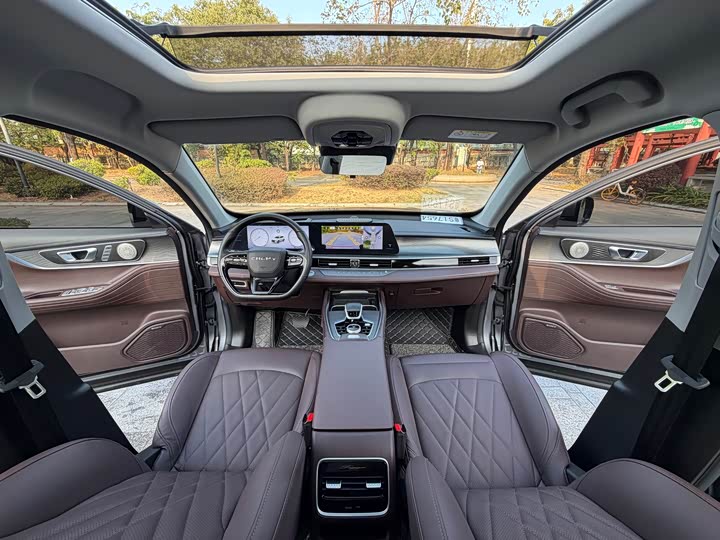 Фото 30 - Chery Tiggo 8 Pro