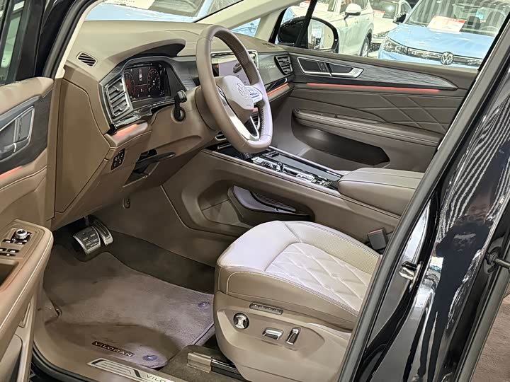 Фото 12 - Volkswagen Viloran