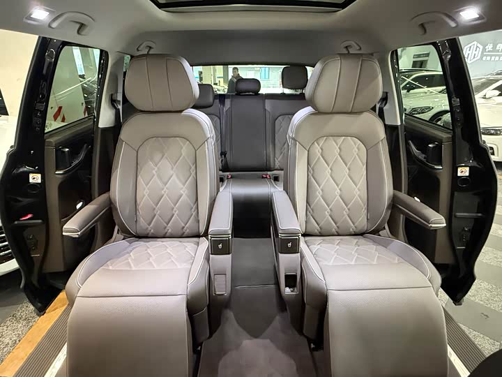 Фото 16 - Volkswagen Viloran