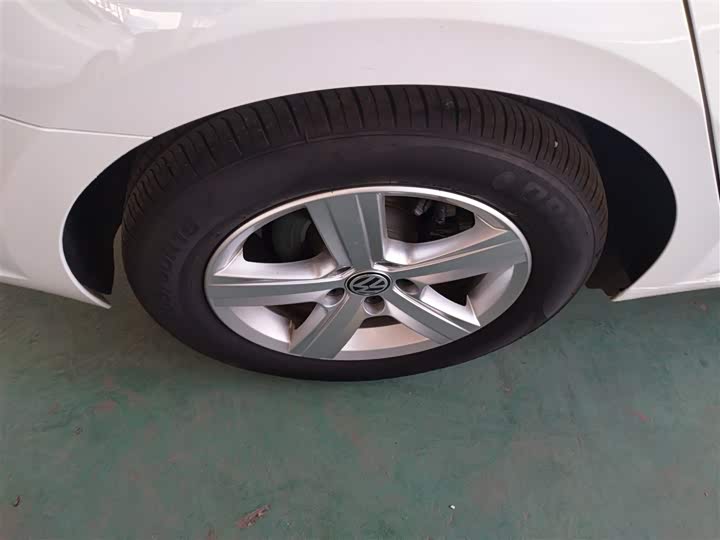 Фото 26 - Volkswagen Lamando L