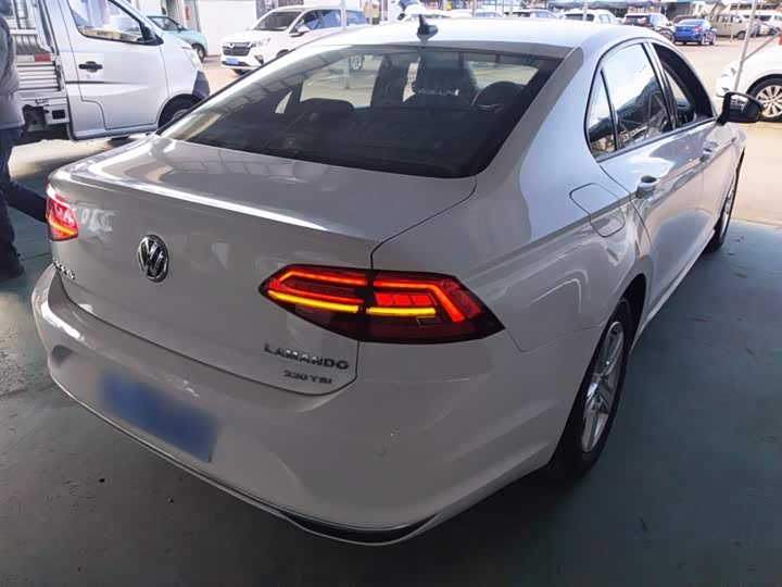 Фото 7 - Volkswagen Lamando L