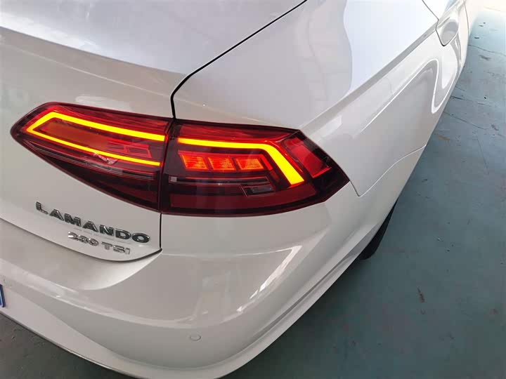 Фото 8 - Volkswagen Lamando L