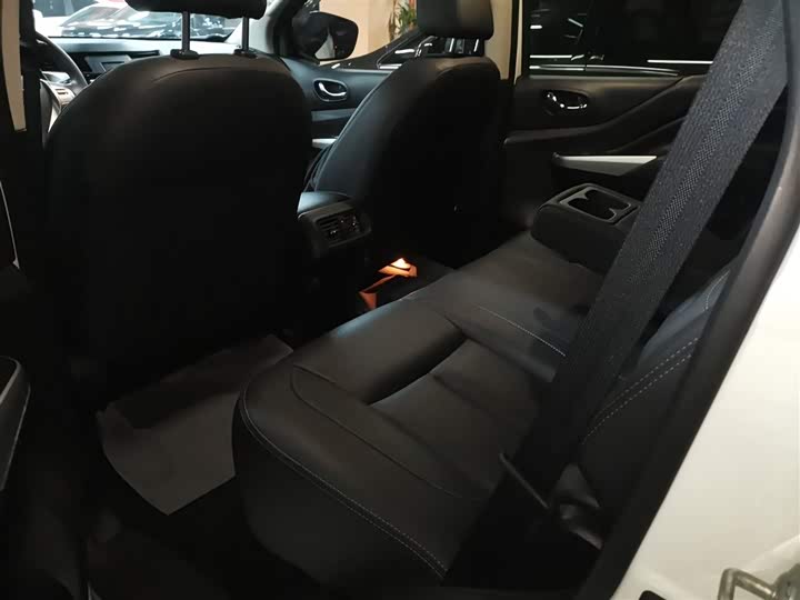 Фото 17 - Nissan Terra