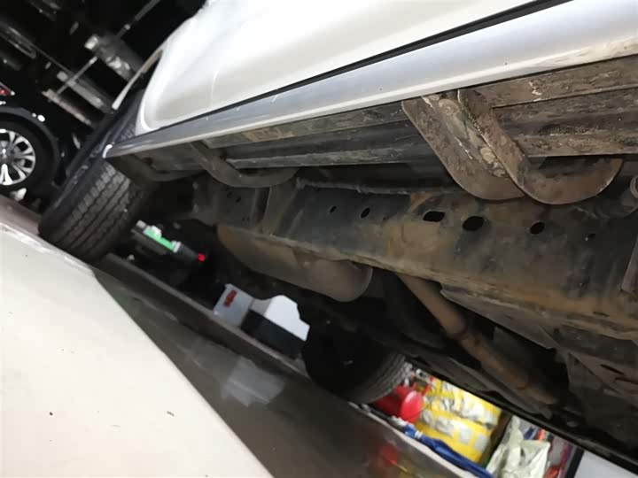 Фото 21 - Nissan Terra