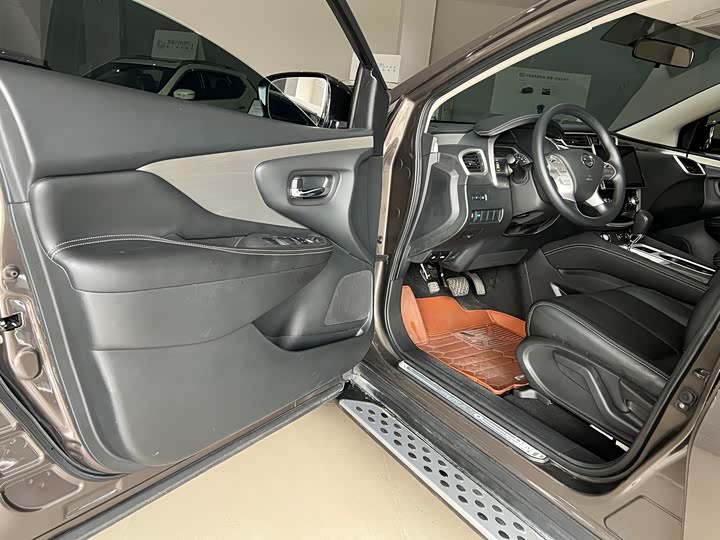 Фото 4 - Nissan Murano