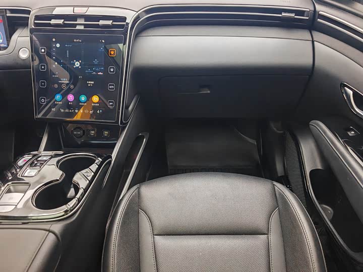 Фото 18 - Hyundai Tucson L