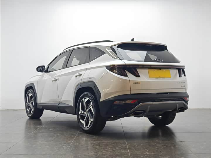 Фото 4 - Hyundai Tucson L