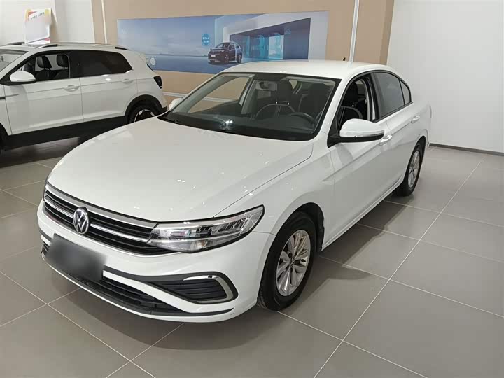 Фото 1 - Volkswagen Bora