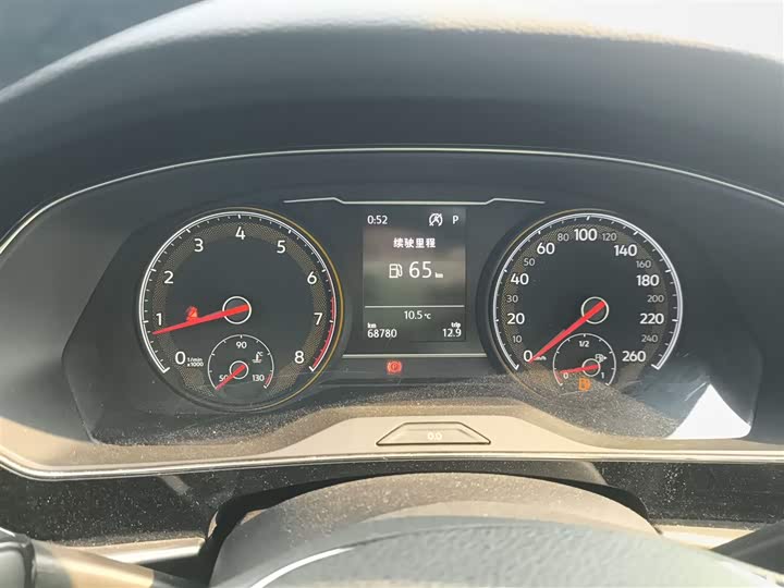 Фото 12 - Volkswagen Passat