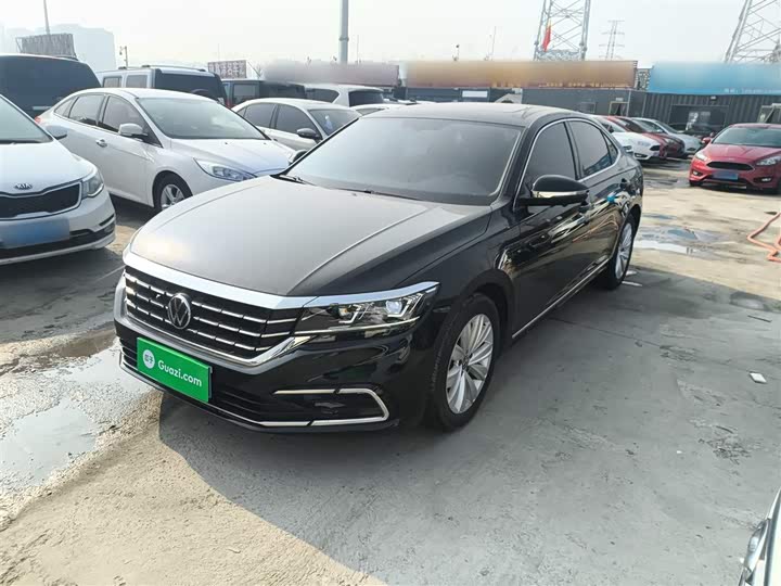 Фото 2 - Volkswagen Passat