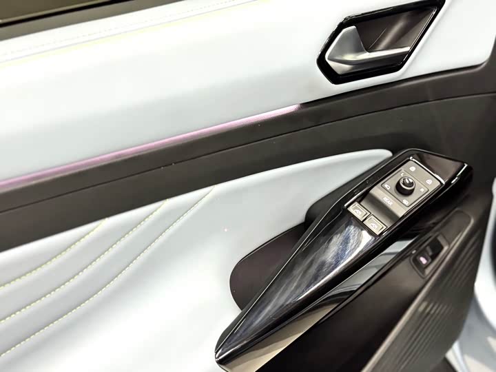 Фото 16 - Volkswagen ID.4 X