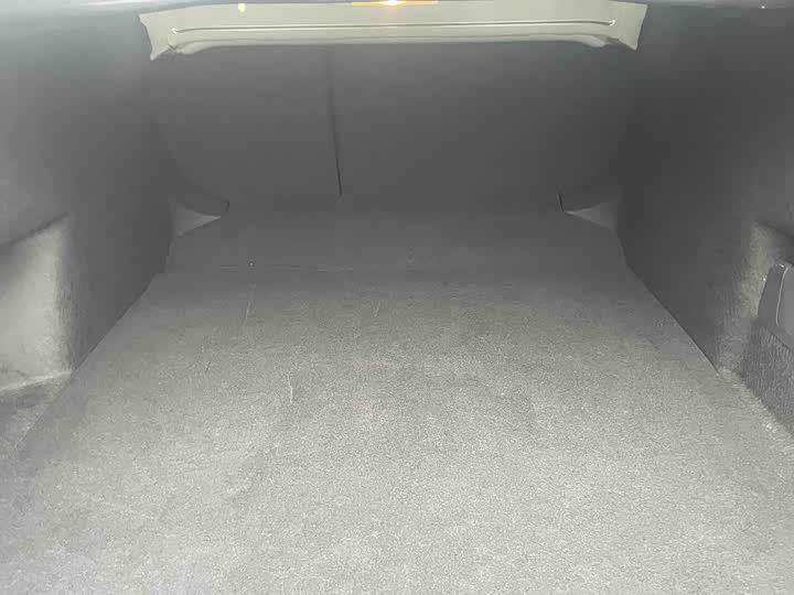 Фото 17 - Volkswagen Passat