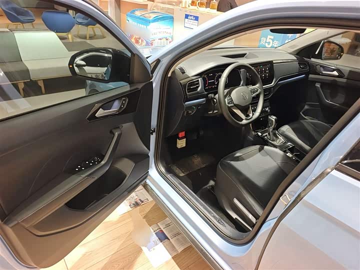 Фото 16 - Volkswagen Tharu