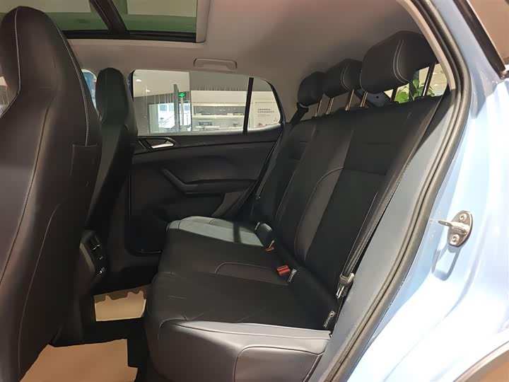 Фото 17 - Volkswagen Tharu