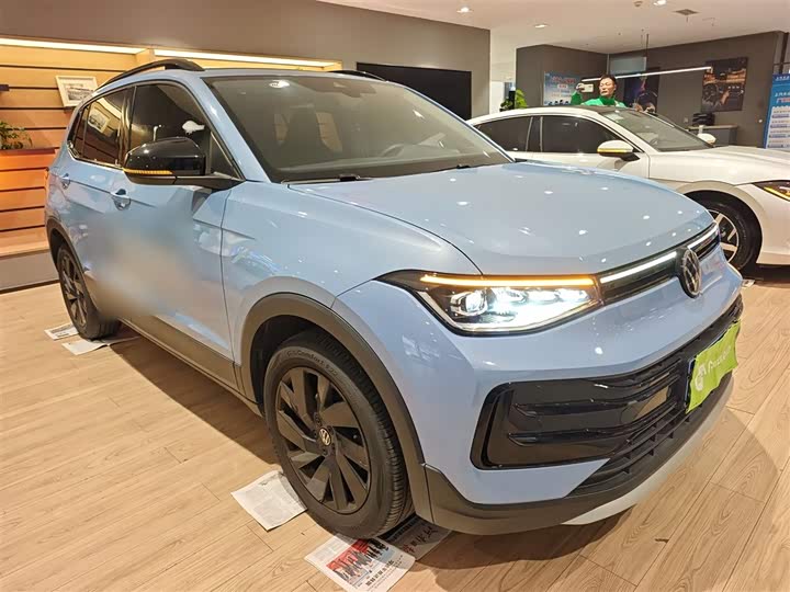 Фото 4 - Volkswagen Tharu