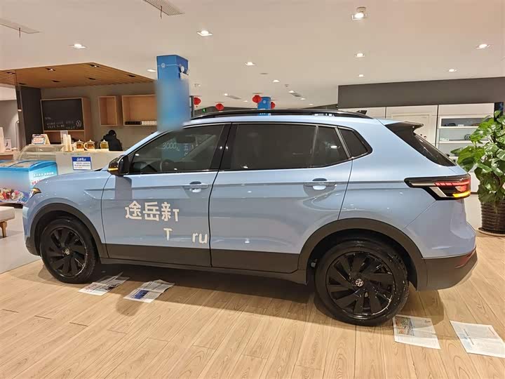 Фото 5 - Volkswagen Tharu