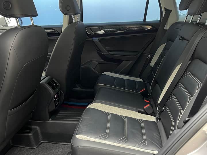 Фото 10 - Volkswagen Tayron GTE Hybrid