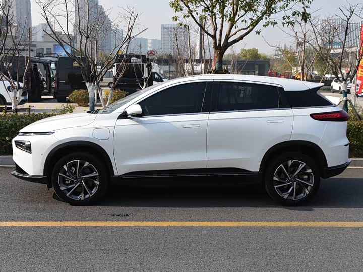 Фото 2 - XPeng G3