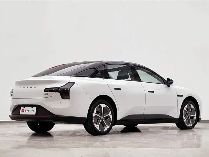 Фото 7 - XPeng Mona M03