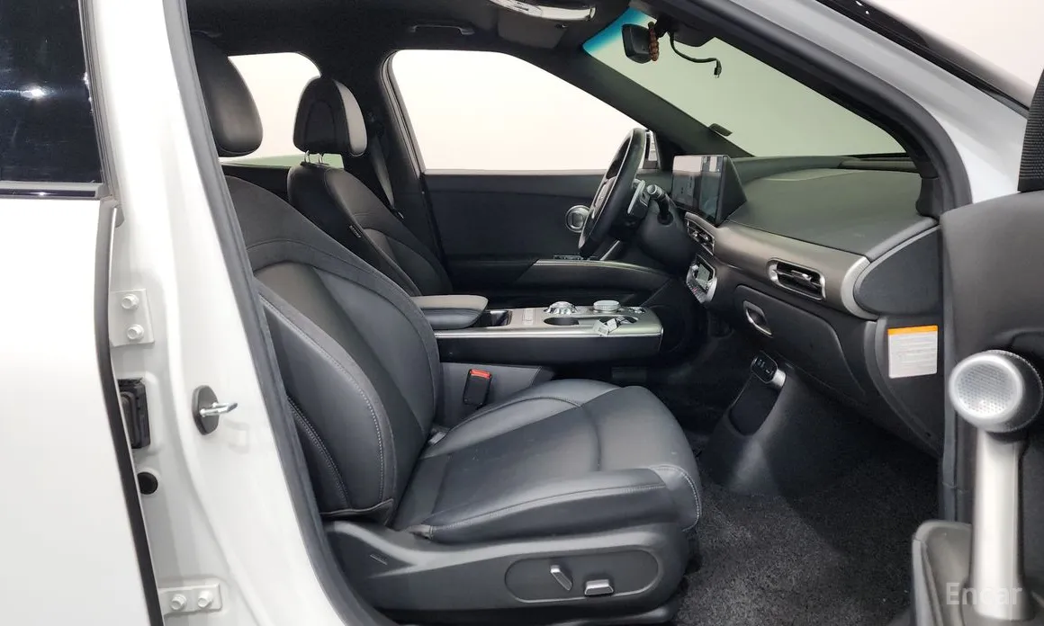 Фото 11 - Genesis GV60