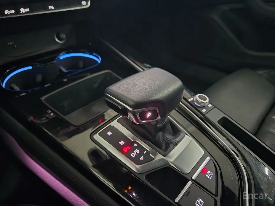 Фото 9 - Audi A4