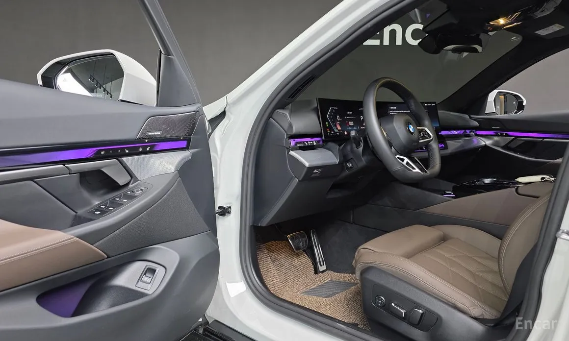 Фото 13 - BMW 5 Series