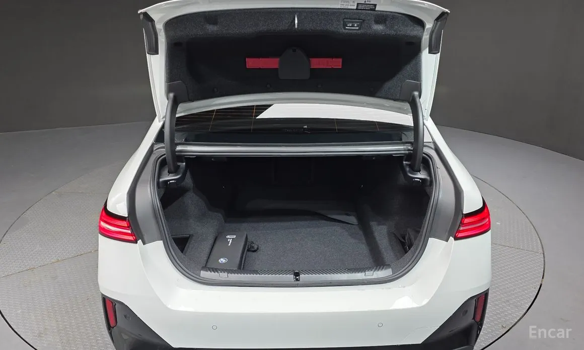 Фото 20 - BMW 5 Series