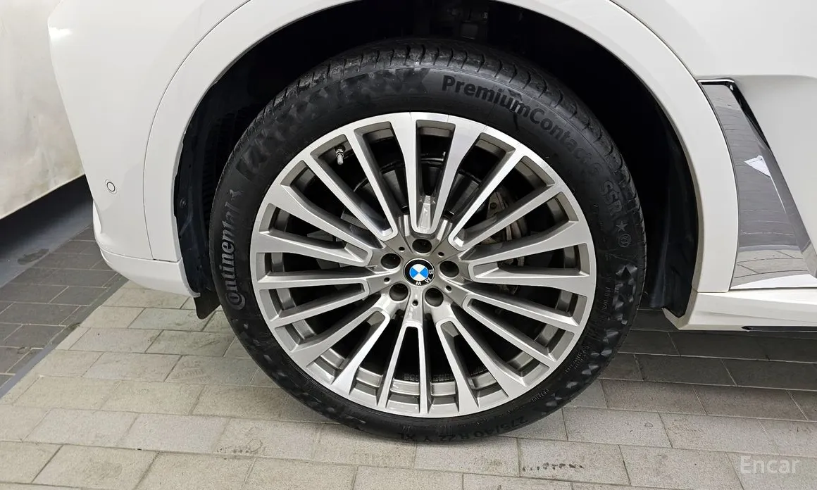 Фото 5 - BMW X7