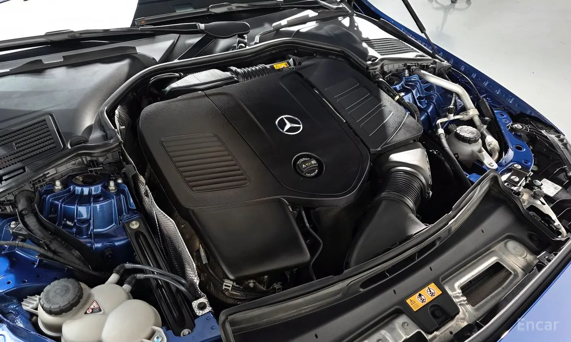 Фото 6 - Mercedes-Benz C-Class