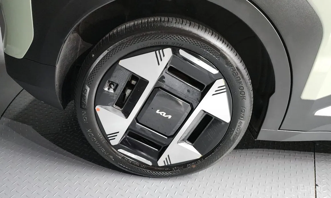 Фото 5 - Kia EV3