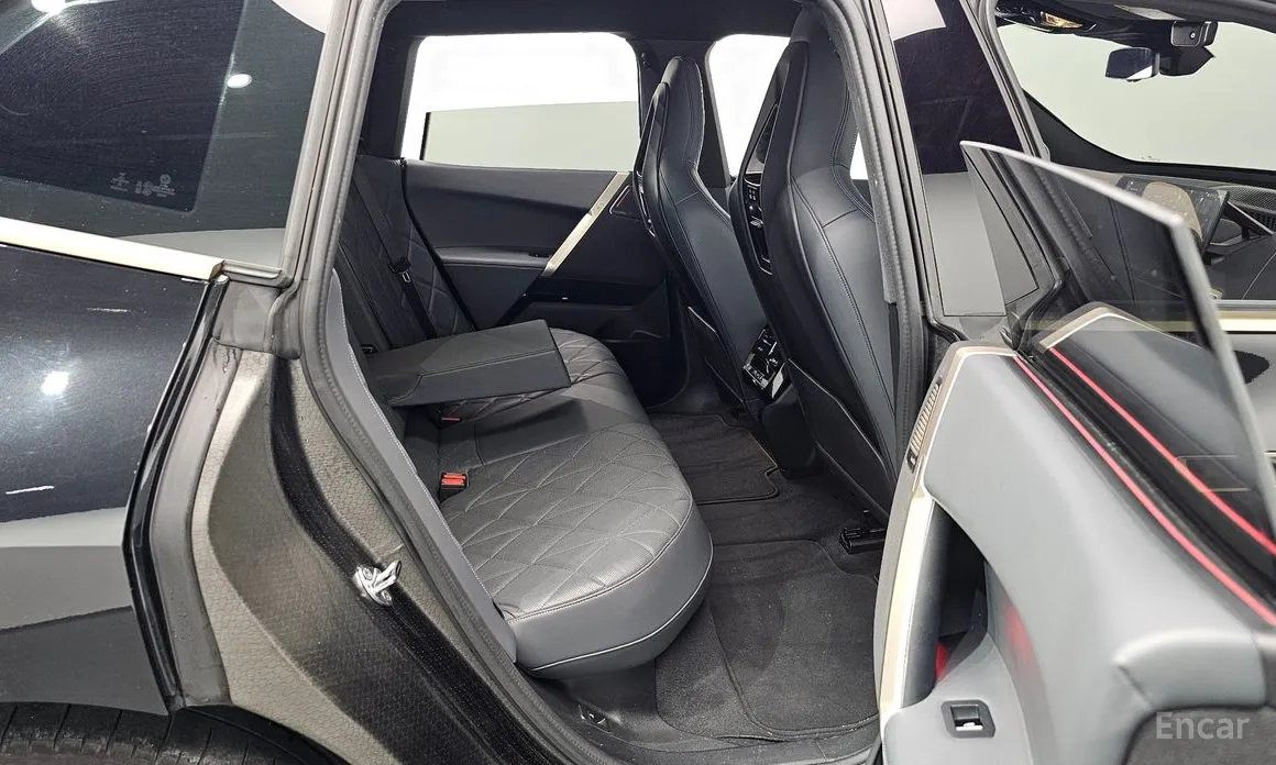 Фото 11 - BMW iX