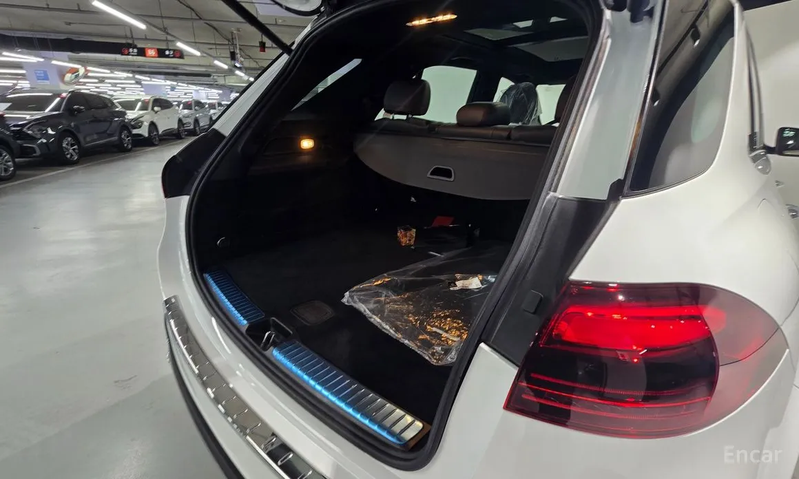 Фото 10 - Mercedes-Benz GLE-Class