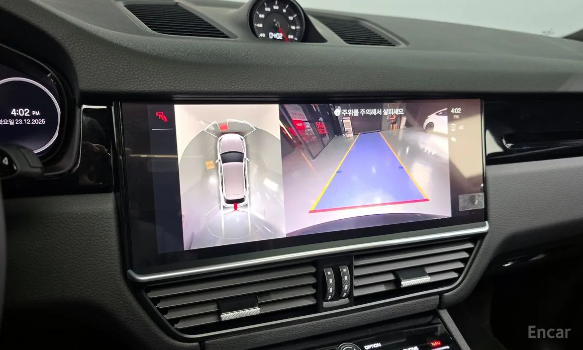 Фото 16 - Porsche Cayenne