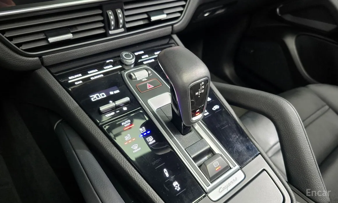 Фото 9 - Porsche Cayenne