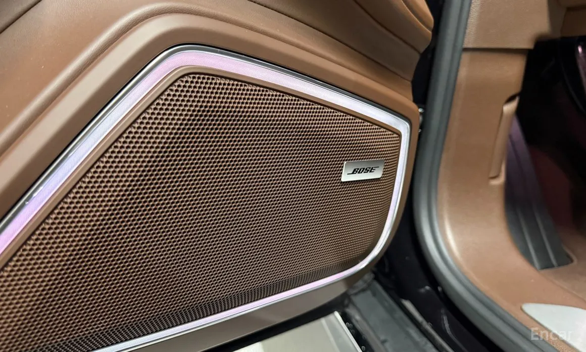 Фото 10 - Porsche Panamera