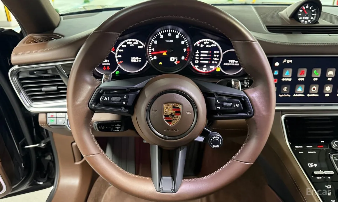 Фото 19 - Porsche Panamera