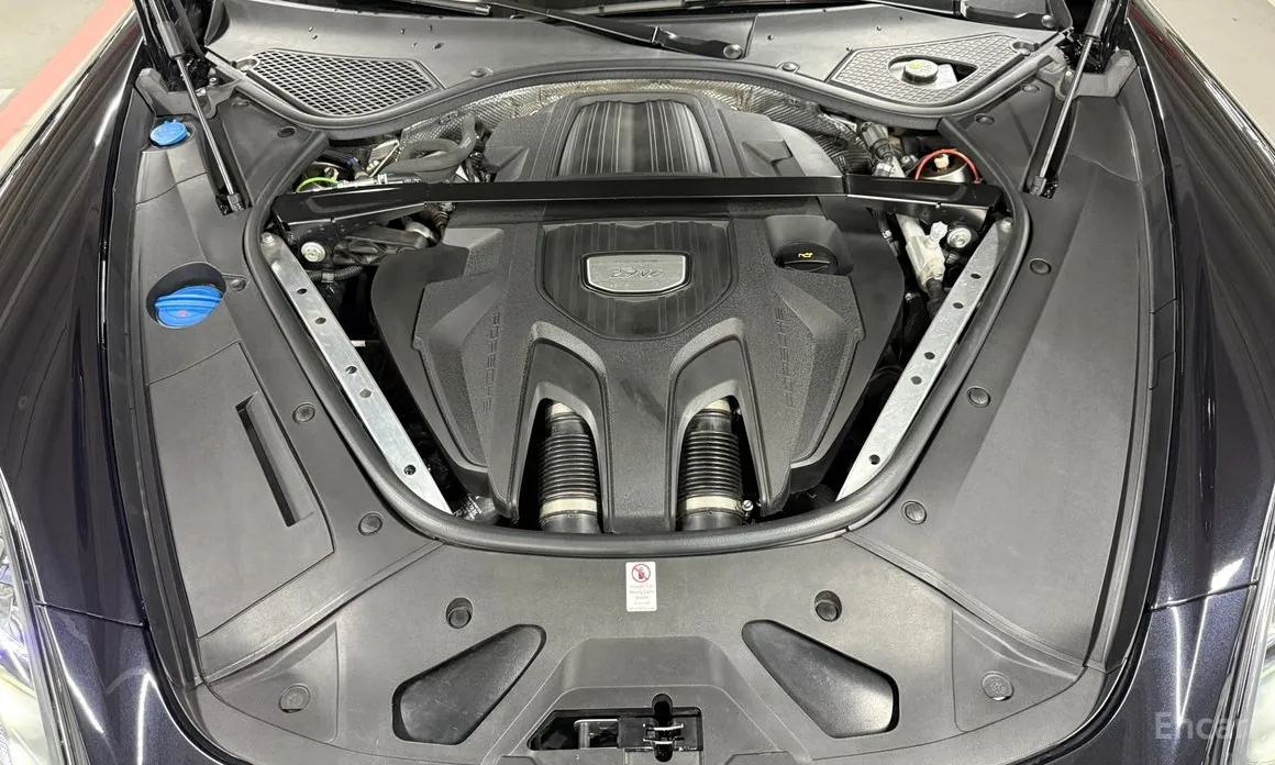 Фото 6 - Porsche Panamera