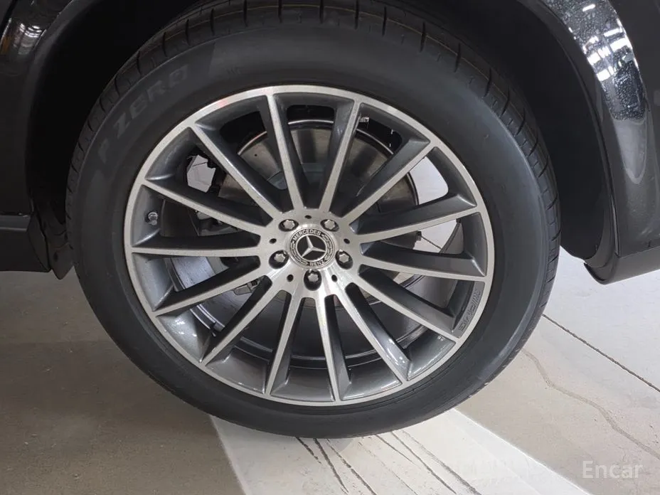 Фото 15 - Mercedes-Benz GLE-Class