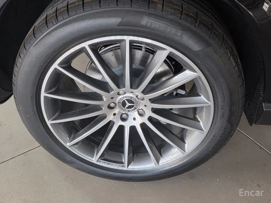 Фото 17 - Mercedes-Benz GLE-Class