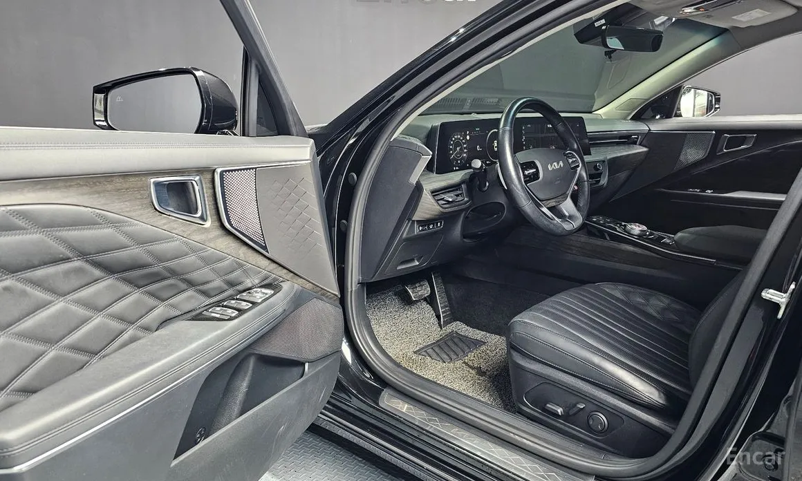 Фото 10 - Kia K8