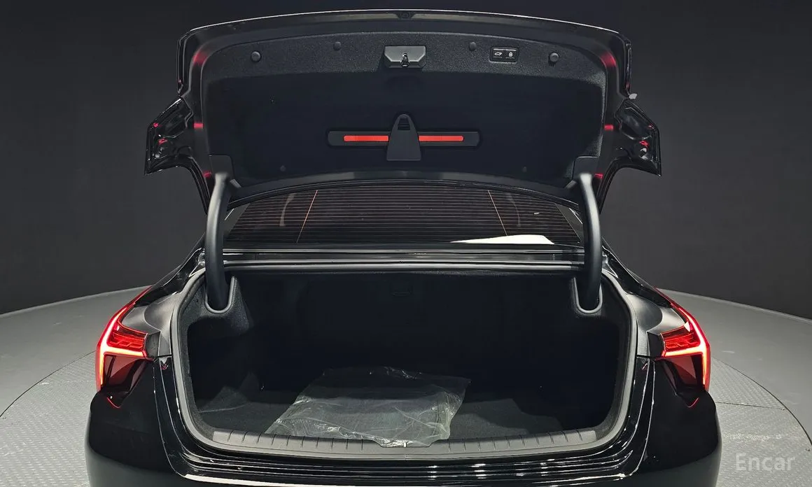 Фото 20 - Kia K8