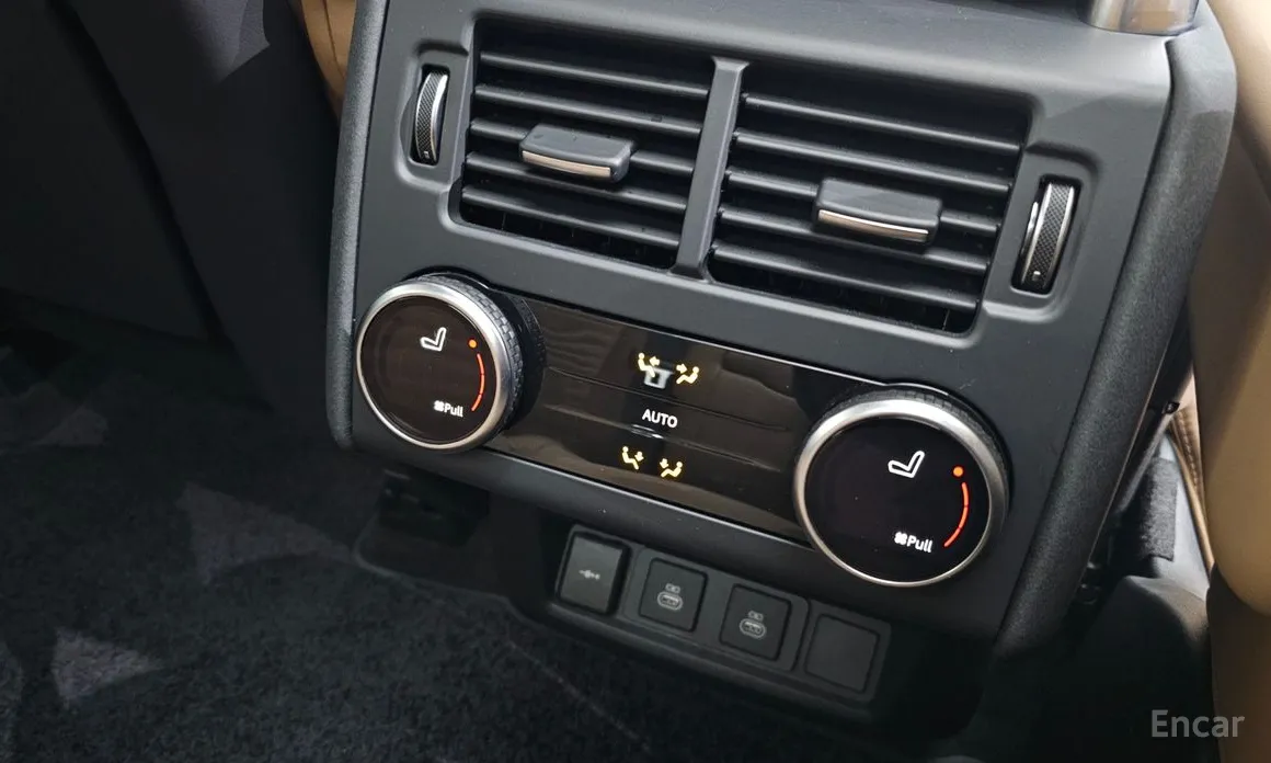 Фото 17 - Land Rover Discovery