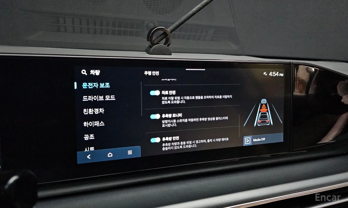 Фото 16 - Hyundai Grandeur