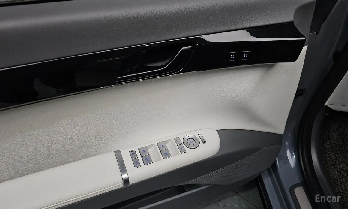 Фото 17 - Hyundai Grandeur