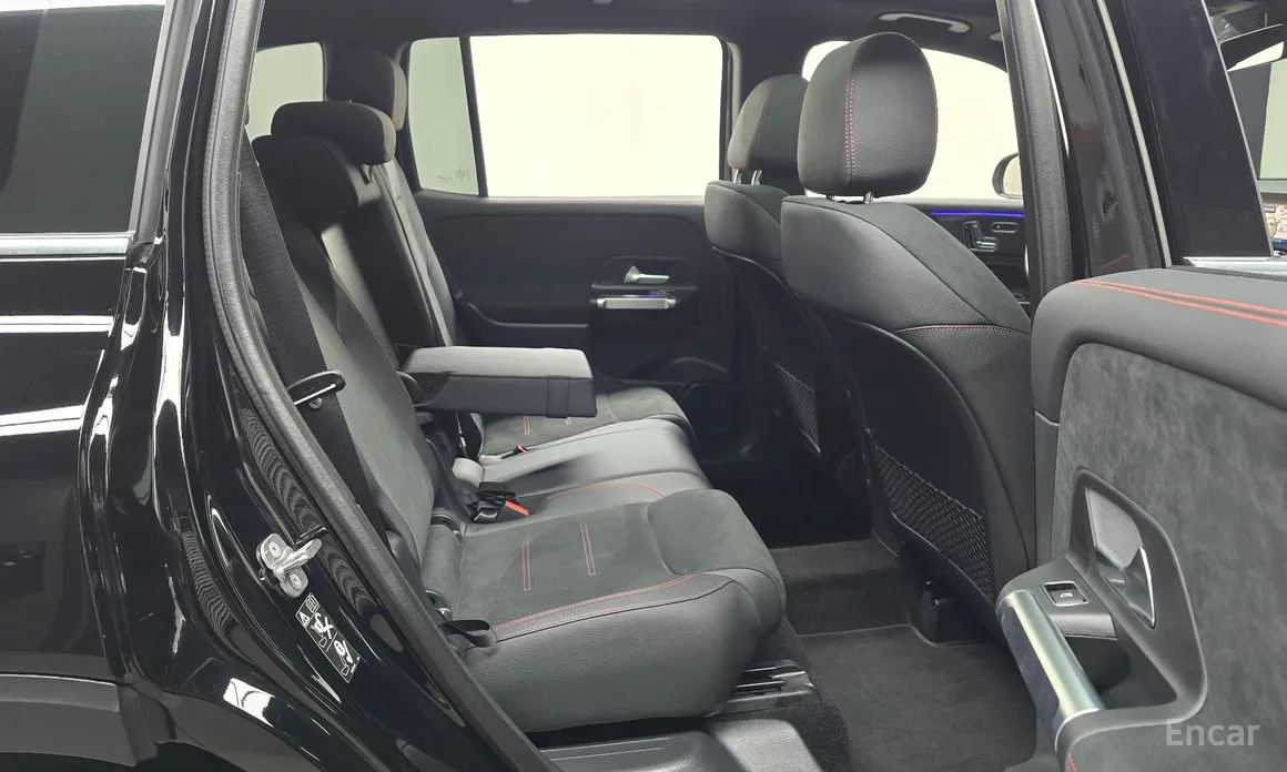 Фото 12 - Mercedes-Benz GLB-Class