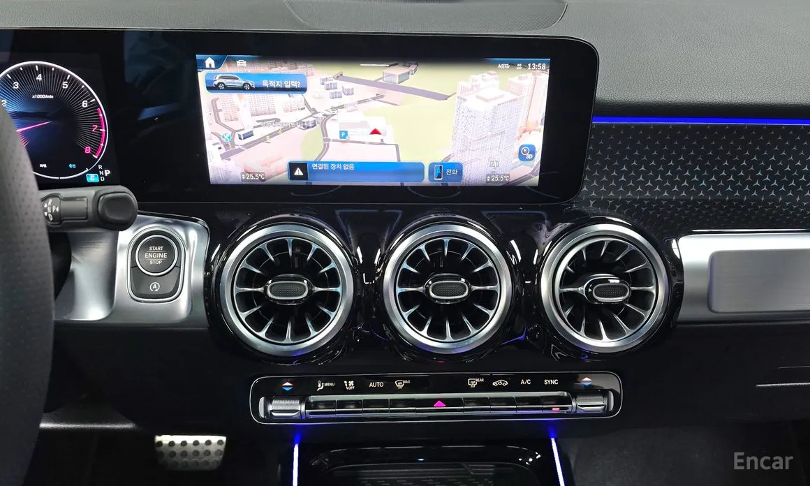 Фото 14 - Mercedes-Benz GLB-Class