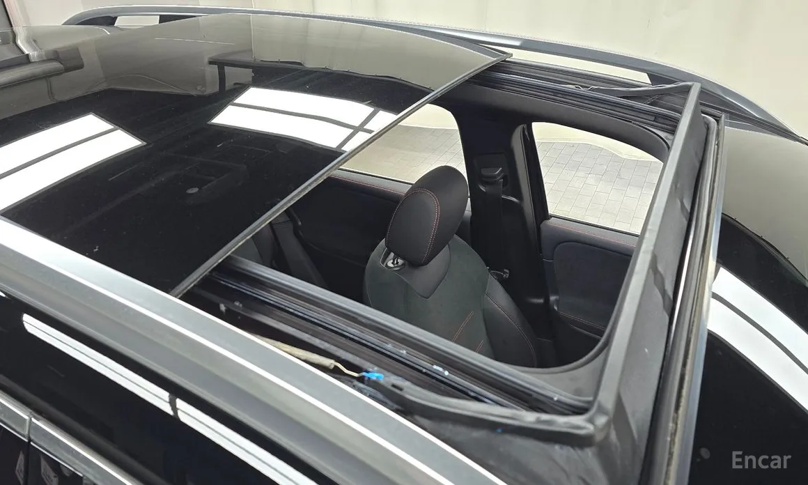 Фото 19 - Mercedes-Benz GLB-Class