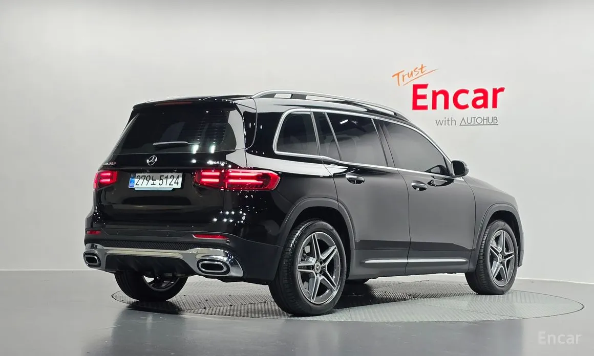 Фото 2 - Mercedes-Benz GLB-Class